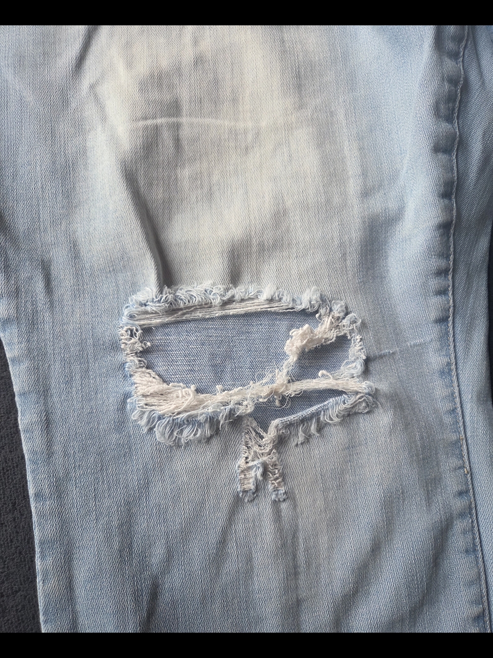 Judy Blue Light Blue Distressed Women’s Jeans - Picture 4 of 12